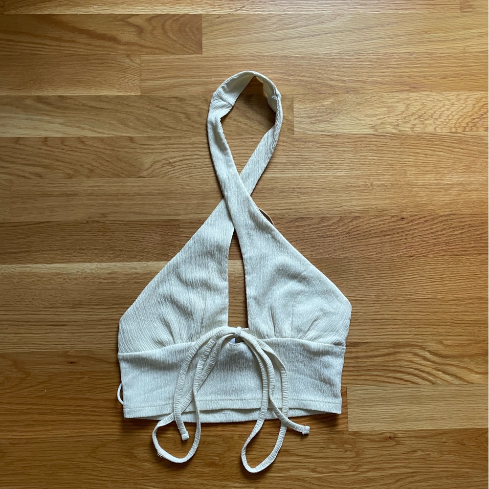 Urban Outfitters Cream crop top Size: XS